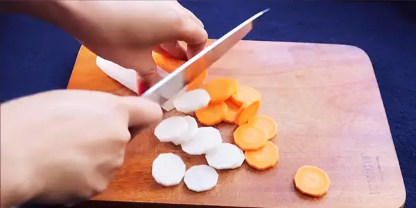 Bước 1. Sơ chế nguyên liệu