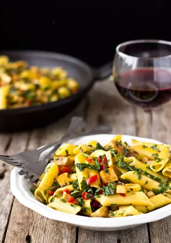 Hướng Dẫn Chi Tiết Cách Nấu Nui Xào Chay Ngon Tại Nhà Hướng Dẫn Chi Tiết Cách Nấu Nui Xào Chay Ngon Tại Nhà