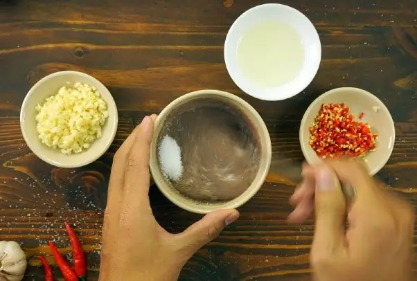 Hướng Dẫn Cách Nấu Nước Chấm Thần Thánh Cực Đơn Giản Tại Nhà