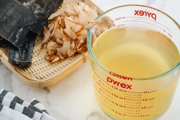 Cách Nấu Nước Dashi và Bảo Quản Đúng Cách Tại Nhà
