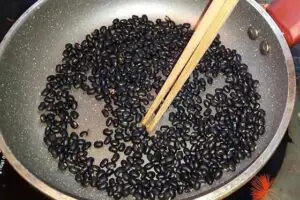 cách nấu nước đậu đen