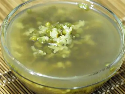 Nước đậu xanh giải nhiệt: Công thức, lợi ích & mẹo hay