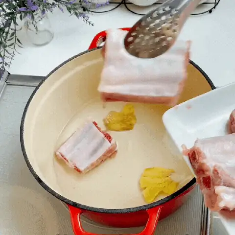 Cách Nấu Nước Dùng Cô Đặc Đậm Đà Tại Nhà