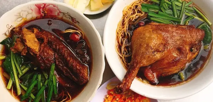 Hướng Dẫn Chi Tiết Cách Nấu Nước Dùng Mì Chuẩn Vị Tại Nhà Hướng Dẫn Chi Tiết Cách Nấu Nước Dùng Mì Chuẩn Vị Tại Nhà