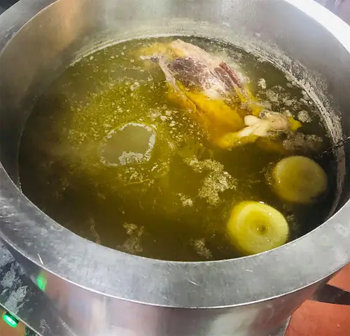 Cách Nấu Nước Dùng Với Sá Sùng Cách Nấu Nước Dùng Với Sá Sùng