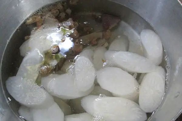 Cách Nấu Nước Dùng Từ Rau Củ Ngọt Thanh, Đậm Đà Chuẩn Vị