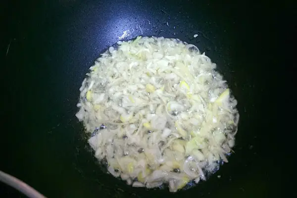 Cách Nấu Nước Dùng Từ Rau Củ Ngọt Thanh, Đậm Đà Chuẩn Vị