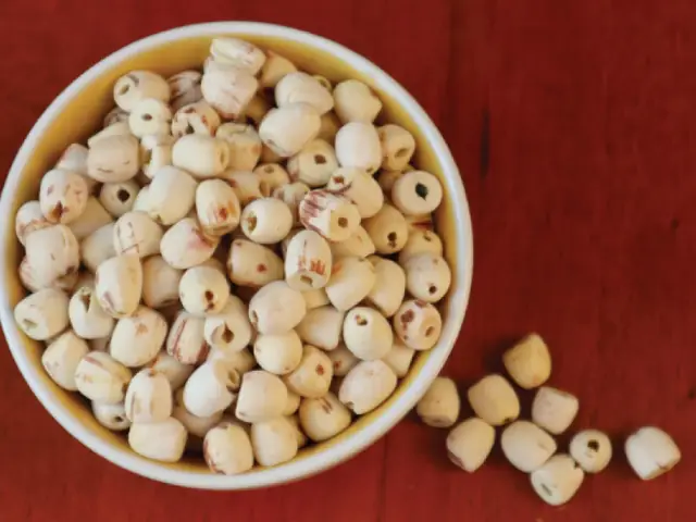 Cách Nấu Nước Hạt Sen Khô Thơm Ngon, Thanh Mát Chuẩn Vị