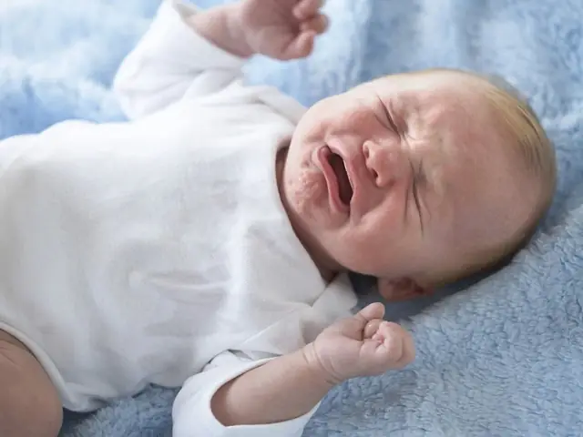 Cách Nấu Nước Lá Khổ Qua Tắm Bé: An Toàn & Hiệu Quả Cho Da