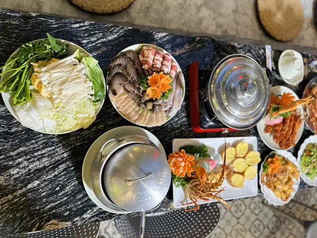 Cách Nấu Nước Lẩu Tom Yum Chuẩn Vị Thái Lan Tại Nhà Cách Nấu Nước Lẩu Tom Yum Chuẩn Vị Thái Lan Tại Nhà