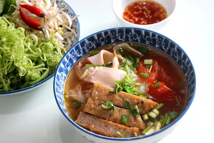 Cách Nấu Nước Lèo Bằng Mực Khô Thơm Ngọt Chuẩn Vị Gia Đình