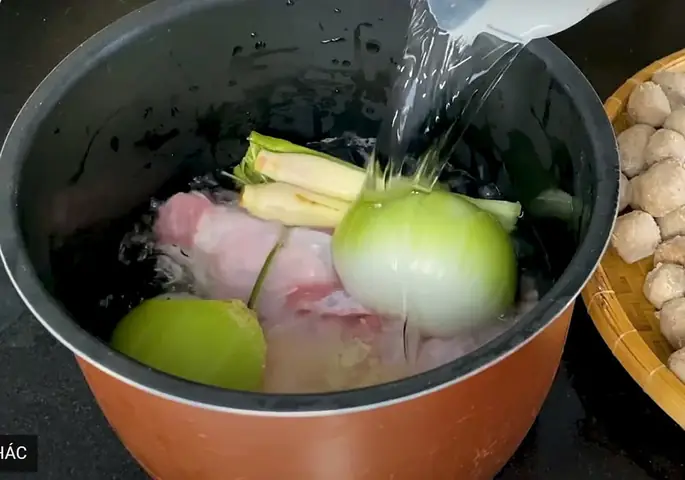 Sơ chế các nguyên liệu Sơ chế các nguyên liệu
