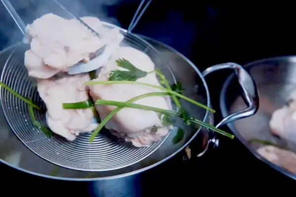 cách nấu nước lèo hủ tiếu