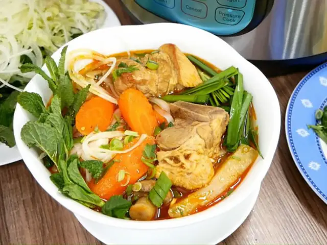 cách nấu nước lèo hủ tiếu nguoi hoa