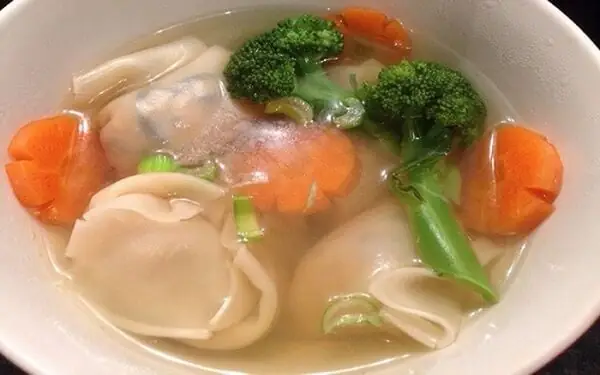 Cách Nấu Nước Lèo Sủi Cảo Chuẩn Vị, Thanh Ngọt Hút Hồn Tại Nhà Cách Nấu Nước Lèo Sủi Cảo Chuẩn Vị, Thanh Ngọt Hút Hồn Tại Nhà