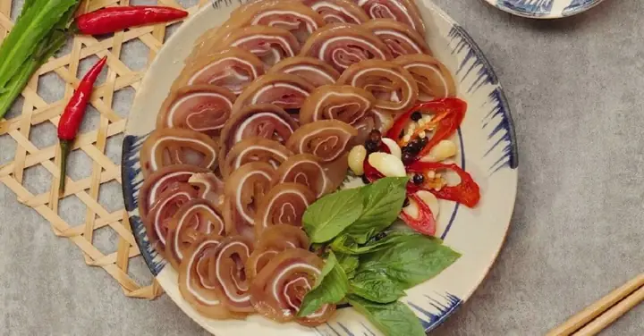 Cách Nấu Nước Mắm Ngâm Tai Heo Chuẩn Vị, Giòn Sần Sật Tại Nhà