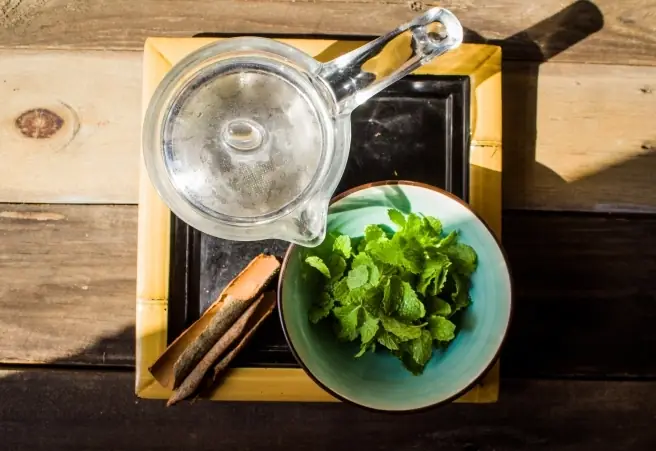 Cách nấu nước quế bạc hà