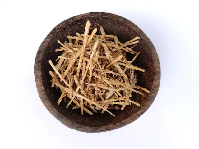 cách nấu nước rễ cỏ tranh cách nấu nước rễ cỏ tranh