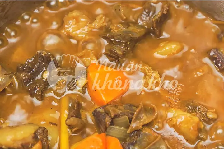 Hướng Dẫn Cách Nấu Nước Sốt Bánh Mì Bò Kho Đậm Đà Chuẩn Vị