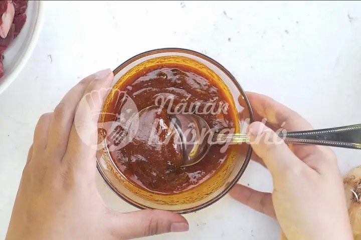 Hướng Dẫn Cách Nấu Nước Sốt Bánh Mì Bò Kho Đậm Đà Chuẩn Vị