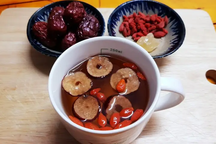 cách nấu nước táo đỏ kỷ tử