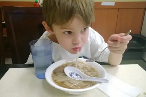 Hướng Dẫn Cách Nấu Phở Bò Cho Bé Thơm Ngon, Đủ Dưỡng Chất