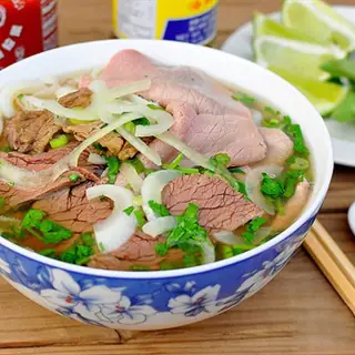 Cách nấu phở nạm bò