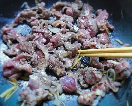 Cách Nấu Phở Bò Tái Tại Nhà Chuẩn Vị, Đậm Đà Như Quán Cách Nấu Phở Bò Tái Tại Nhà Chuẩn Vị, Đậm Đà Như Quán