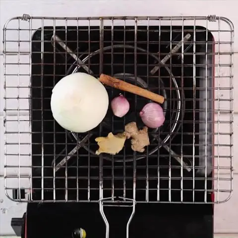 Cách Nấu Phở Chay Ngon Nhất: Bí Quyết Tạo Nước Dùng Đậm Đà, Chuẩn Vị Cách Nấu Phở Chay Ngon Nhất: Bí Quyết Tạo Nước Dùng Đậm Đà, Chuẩn Vị