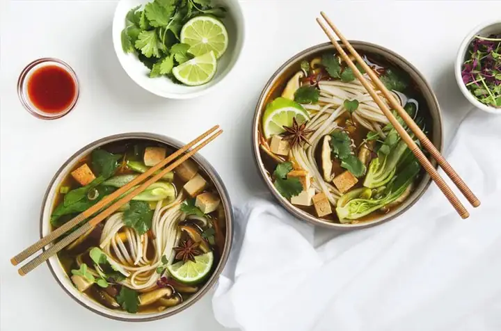 Cách nấu phở chay Xuân Hồng thơm ngon chuẩn vị tại nhà