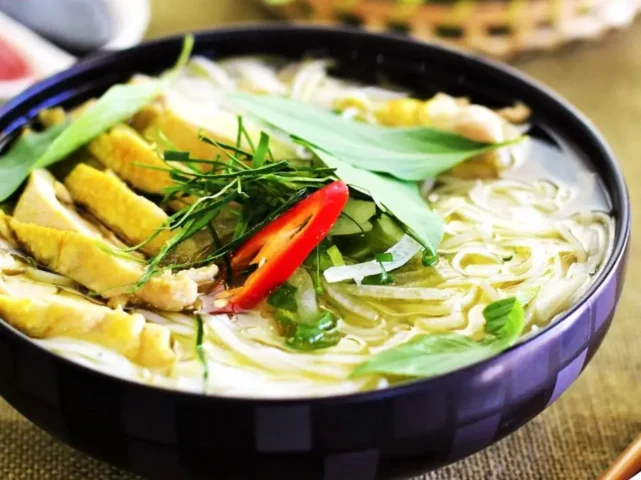 cách nấu phở gà miền bắc