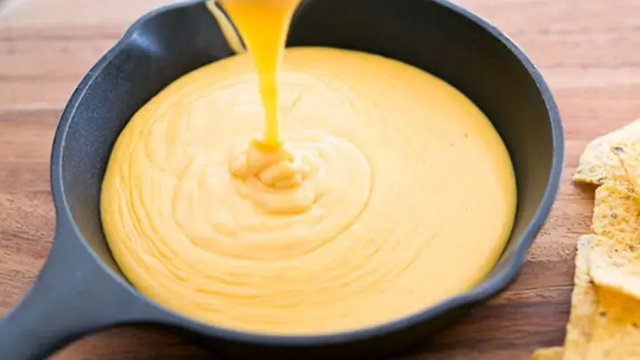 Cách Nấu Phô Mai Chảy Thơm Ngon Hoàn Hảo Cho Mọi Món Ăn