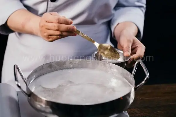 Cách nấu rau câu dẻo trái cây ngon mát, dễ làm tại nhà Cách nấu rau câu dẻo trái cây ngon mát, dễ làm tại nhà