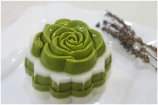 Cách Nấu Rau Câu Lá Dứa Thơm Ngon, Dẻo Mịn Tại Nhà