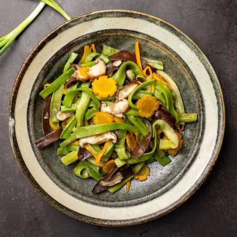 Cách Nấu Rau Tiến Vua Khô Giòn Ngon Đậm Đà Chuẩn Vị Gia Đình Cách Nấu Rau Tiến Vua Khô Giòn Ngon Đậm Đà Chuẩn Vị Gia Đình