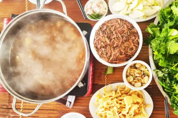 Tổng Hợp Cách Nấu Rươi Ngon Nhất: Từ Sơ Chế Đến Món Ăn Hoàn Hảo