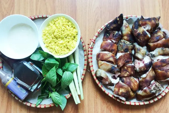 Hướng Dẫn Chi Tiết Cách Nấu Rượu Mận Chân Giò Thơm Ngon Đậm Vị