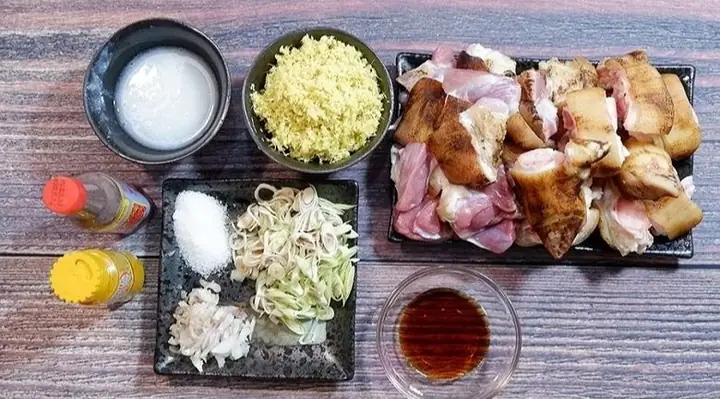 cách nấu rượu mận thịt lợn