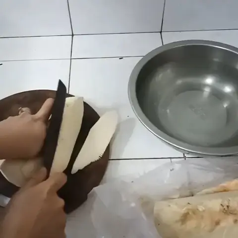 Hướng dẫn cách nấu sa kê ngon với đùi gà chi tiết tại nhà