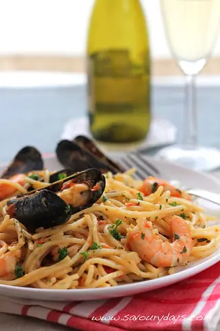 Hướng Dẫn Chi Tiết Cách Nấu Spaghetti Hải Sản Đậm Đà Chuẩn Vị