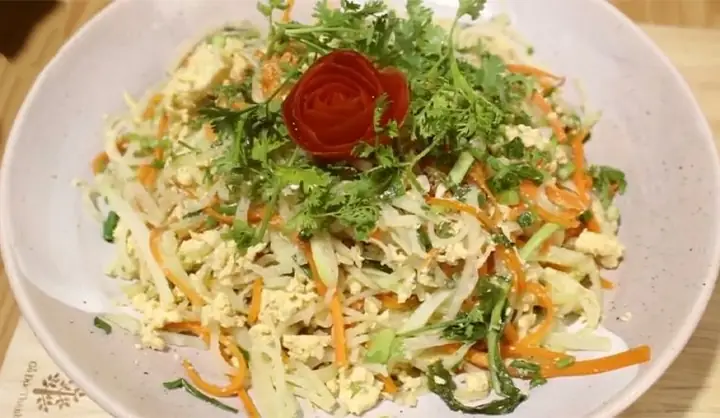 Cách Nấu Su Hào Xào Trứng Thơm Ngon, Đậm Đà Chuẩn Vị Gia Đình Cách Nấu Su Hào Xào Trứng Thơm Ngon, Đậm Đà Chuẩn Vị Gia Đình