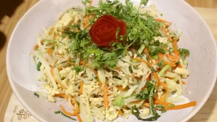 Cách Nấu Su Hào Xào Trứng Thơm Ngon, Đậm Đà Chuẩn Vị Gia Đình Cách Nấu Su Hào Xào Trứng Thơm Ngon, Đậm Đà Chuẩn Vị Gia Đình