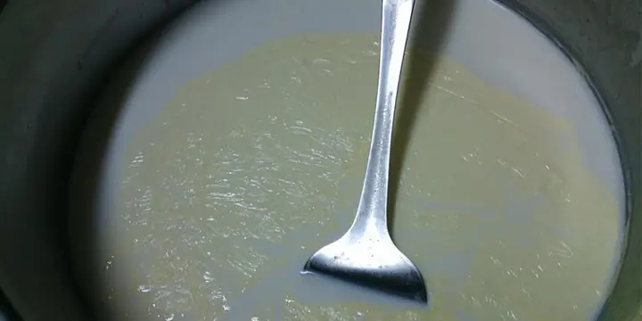 Cách Nấu Sữa Bò Tươi Ngon Chuẩn Vị, Đảm Bảo Dinh Dưỡng Tại Nhà