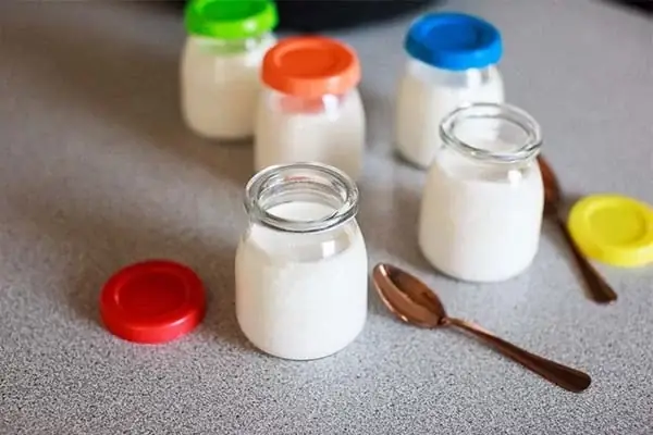 Cách Nấu Sữa Chua Dẻo: Bí Quyết Ngon Mịn Tại Nhà Chuẩn Vị