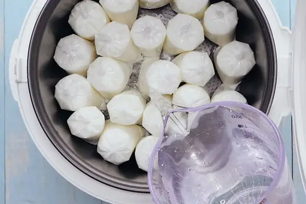 Cách 2: Ủ bằng nồi cơm điện