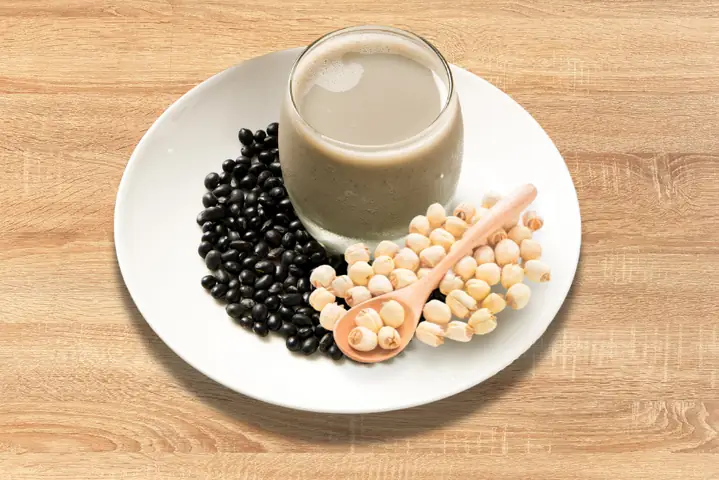 Cách nấu sữa đậu đen cho bé tại nhà thơm ngon, bổ dưỡng