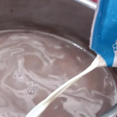 Cách nấu sữa đậu đỏ cho bé thơm ngon, bổ dưỡng tại nhà Cách nấu sữa đậu đỏ cho bé thơm ngon, bổ dưỡng tại nhà