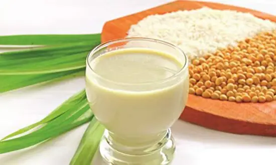 Cách Nấu Sữa Đậu Nành Không Bỏ Xác: Giữ Trọn Dưỡng Chất, Thơm Ngon Đậm Đà