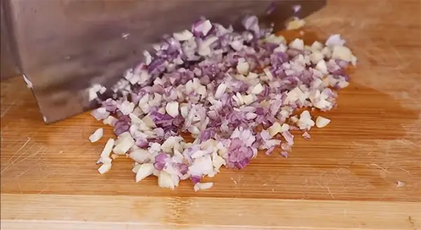 Cách thực hiện sườn bò hầm nước tương