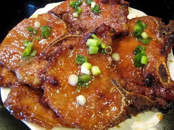 Cách Nấu Sườn Cốt Lết Mềm Ngon, Đậm Đà Hương Vị Chuẩn Cơm Nhà